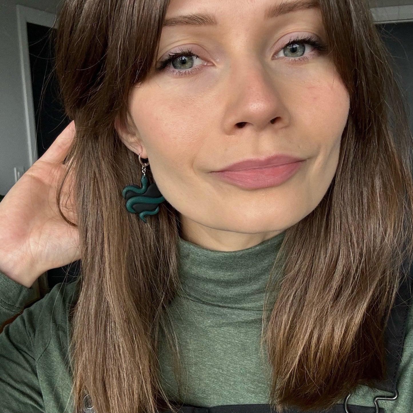 Snake Hearts • Everglade & Black