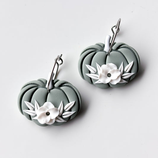 Floral Pumpkins • White & Sage