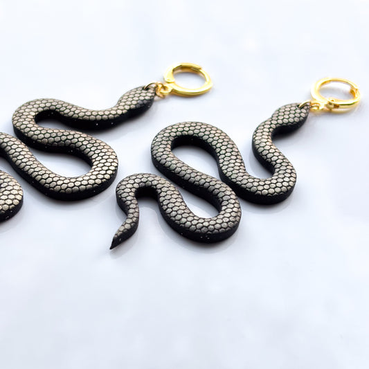 Snakes • Gold Reputation