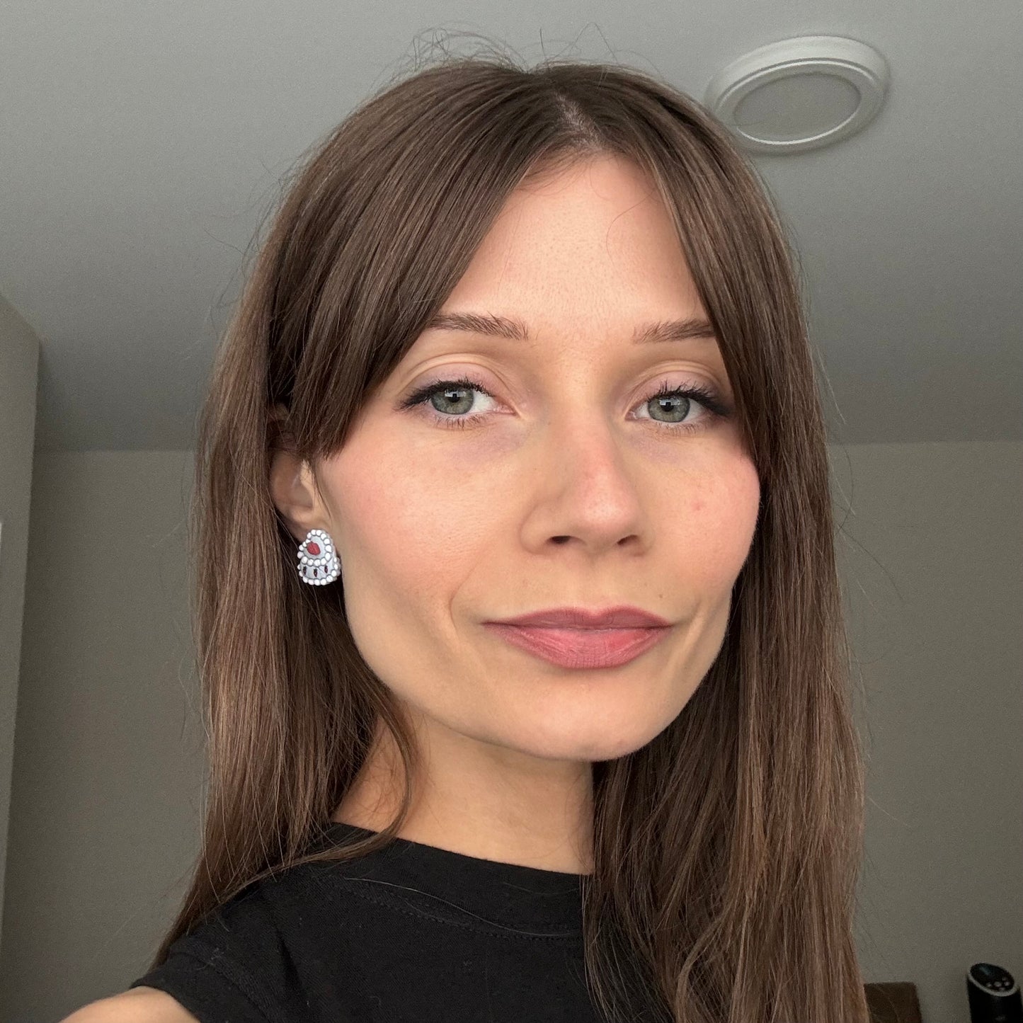 Strawberry Cake • Studs