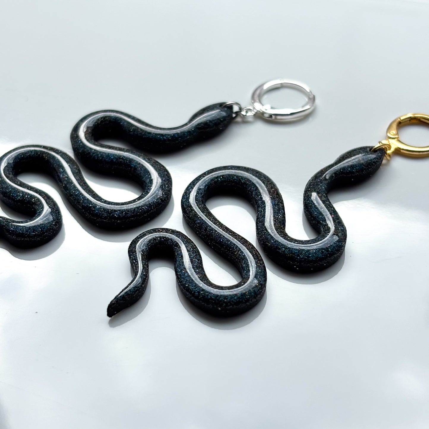 Snakes • Dark Rainbow