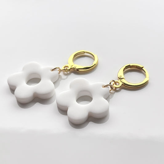 Small Flower • White & Gold • Huggies