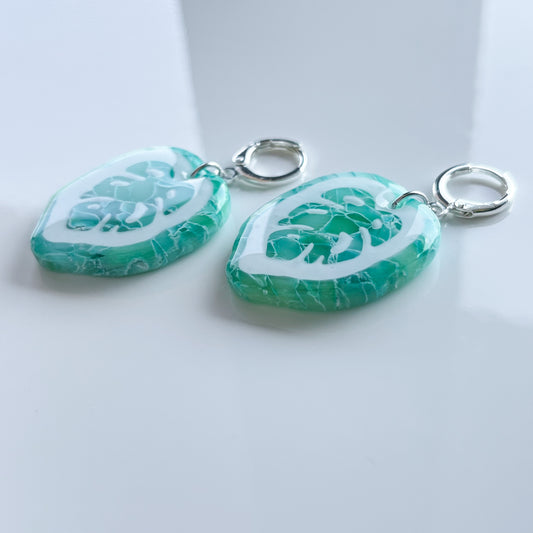 Monstera Medallion • Aquamarine