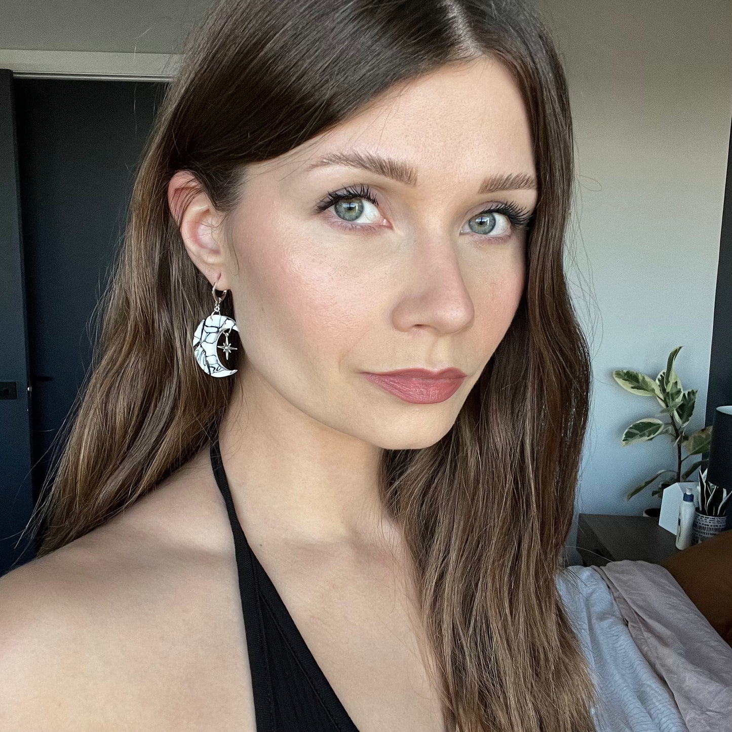 Moons • White Marble • Sparkle