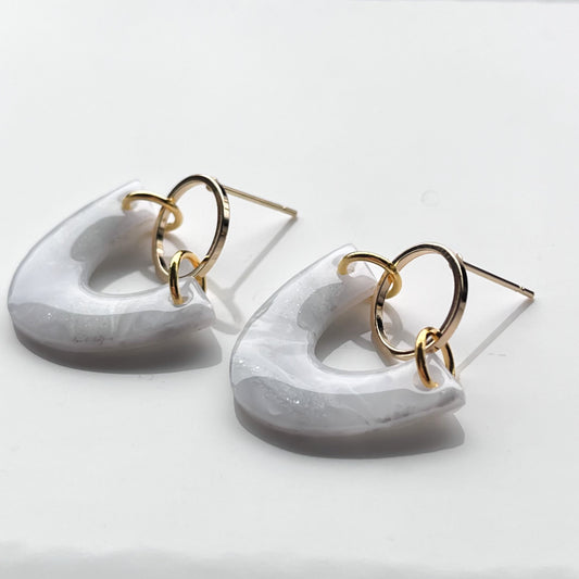 Raven • Silver + White Marble