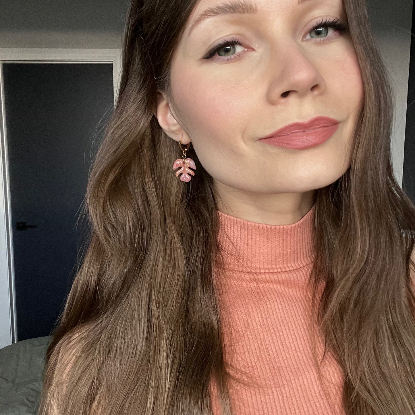 Monstera • Rose Quartz