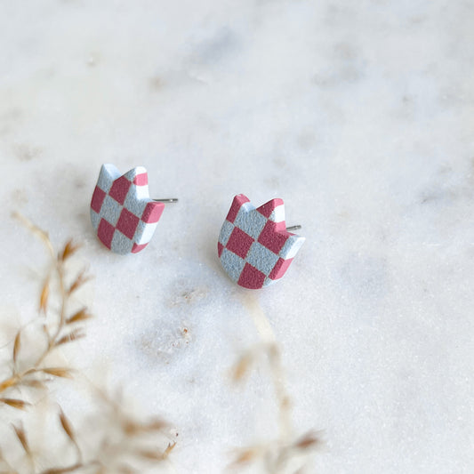 Elaine • Tulip • Pink & Pale Blue