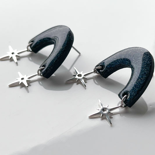 Micro Leo • Dark Rainbow