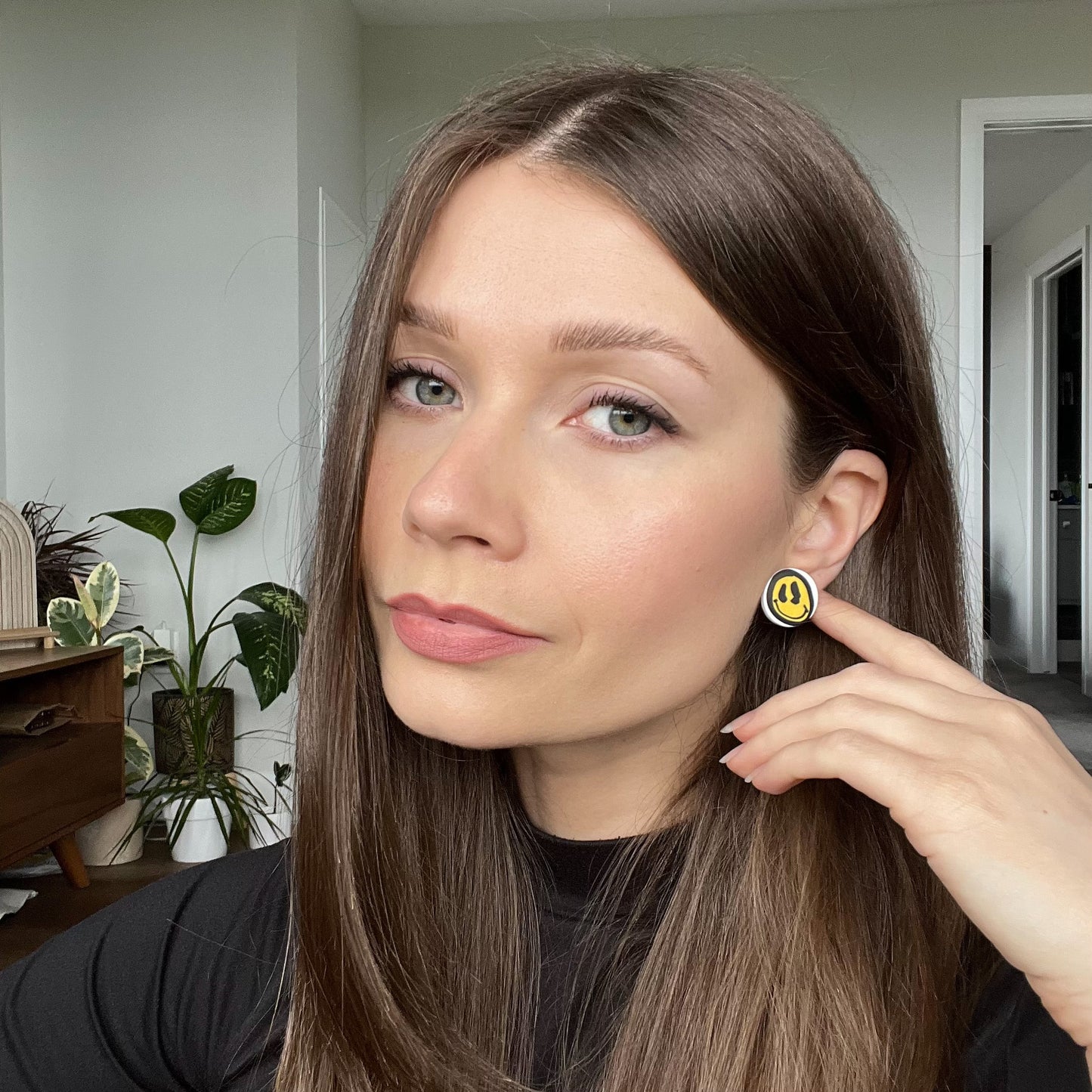 Elaine • Large • Warped Smiley