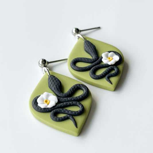 Meaghan • Wasabi Snake