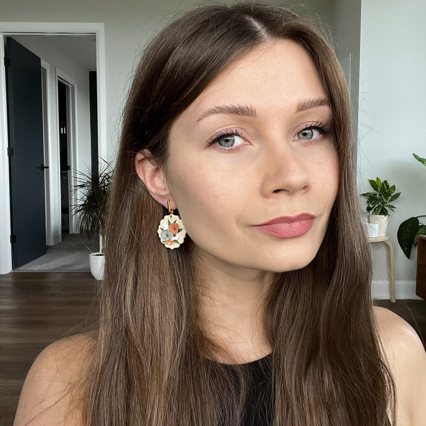 Bouquet Earrings • Oat