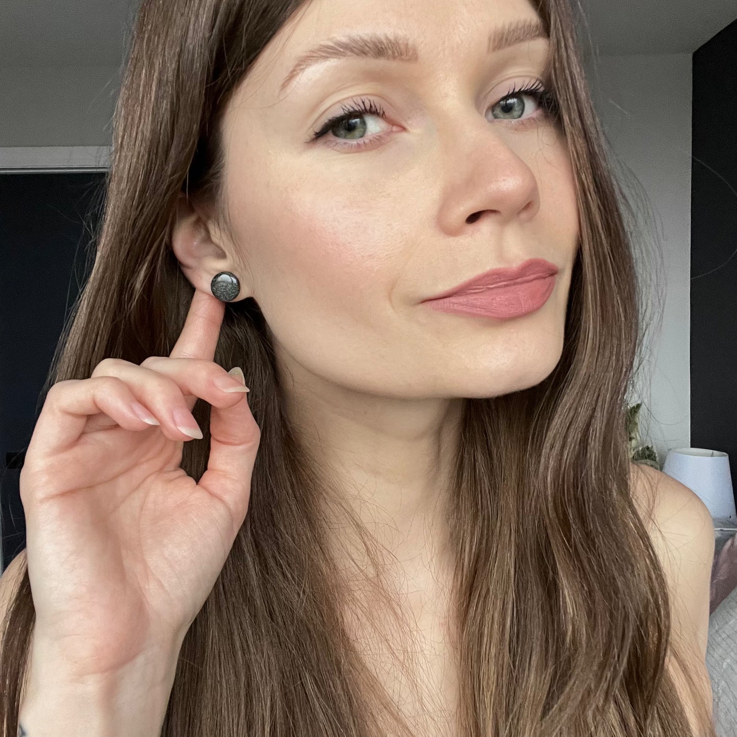 Elaine • Small • Dark Rainbow