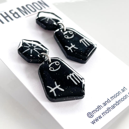 Lilly • Zodiac • Water Signs