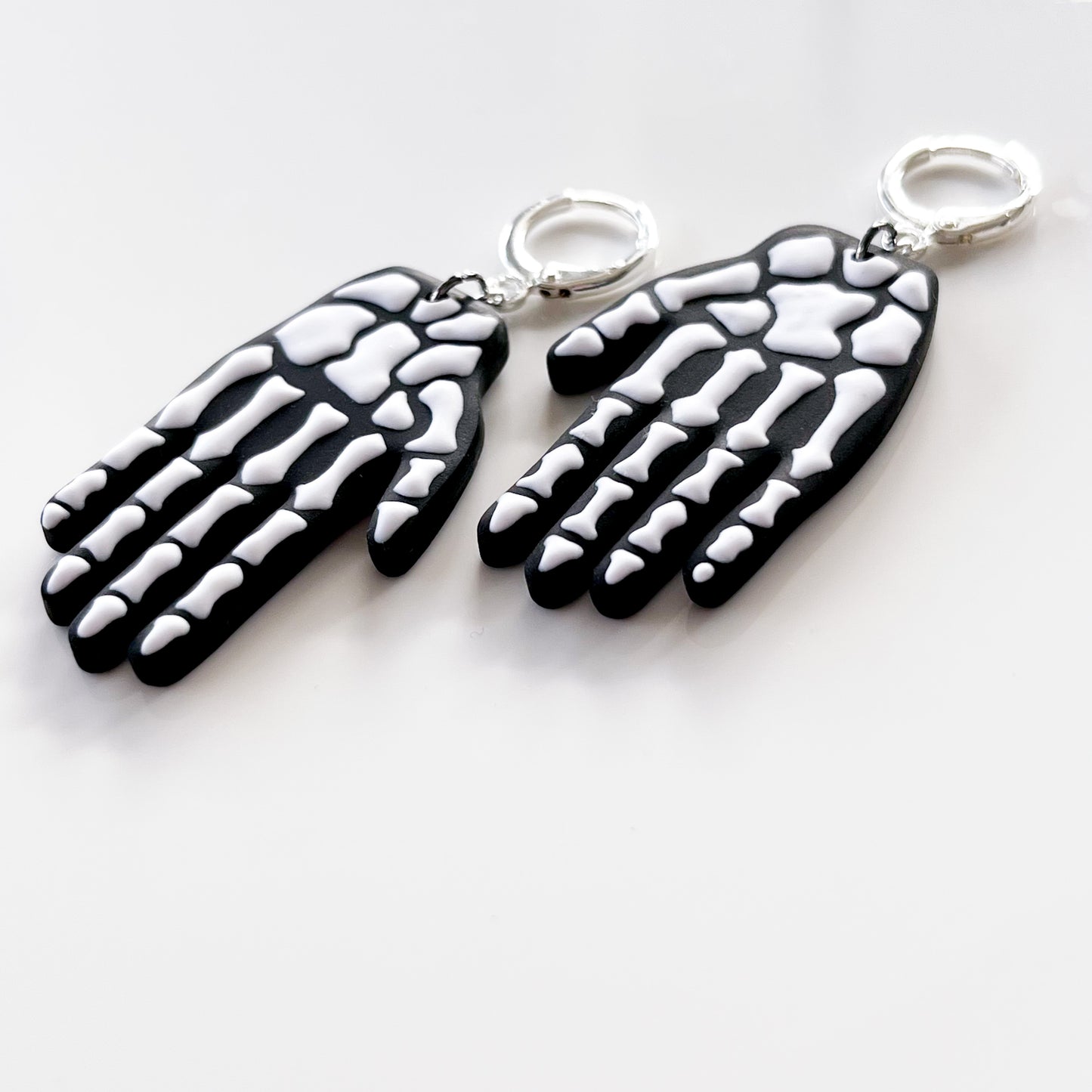 Skeleton Hands