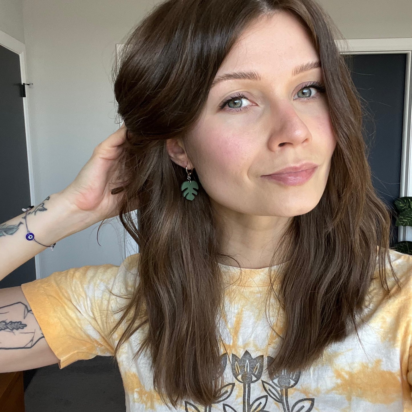 Monstera • Small **Silver OR Gold**