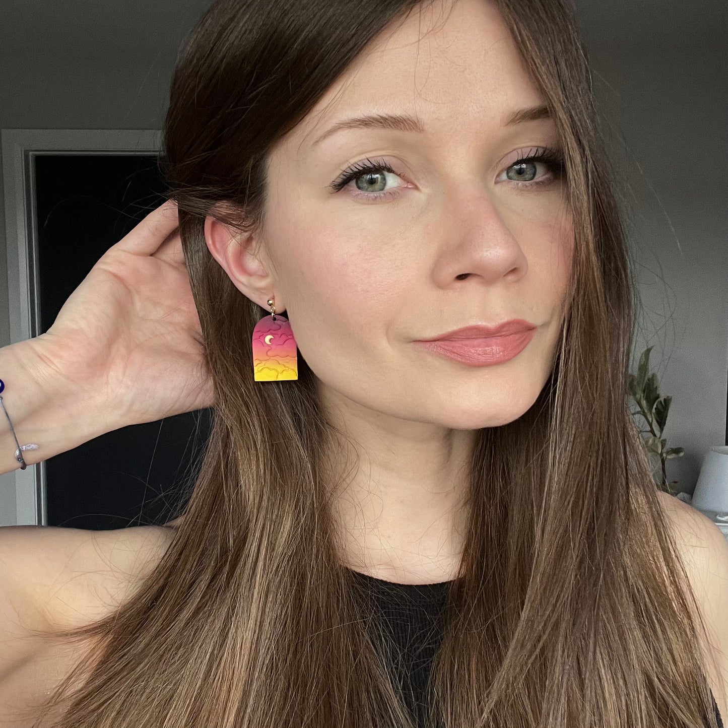 Helena • Moonscape • Sunset