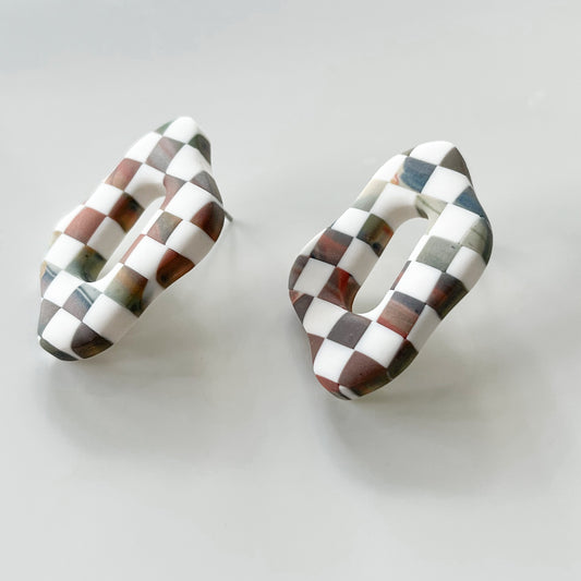 Izzy • Checkered Sunset