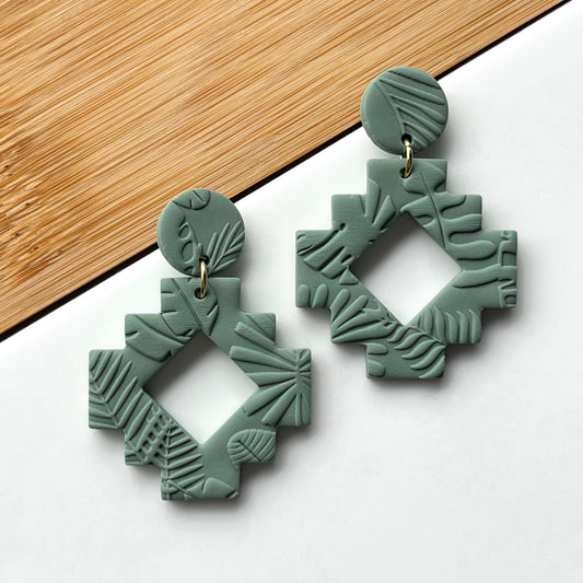 Darlene • Deep Sage