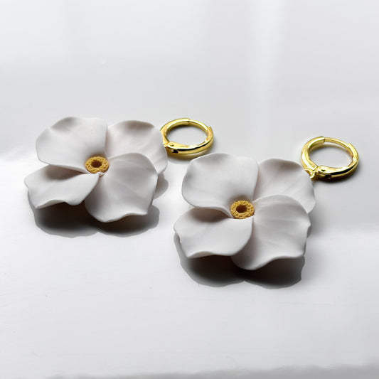 3D Flowers • White + Yellow