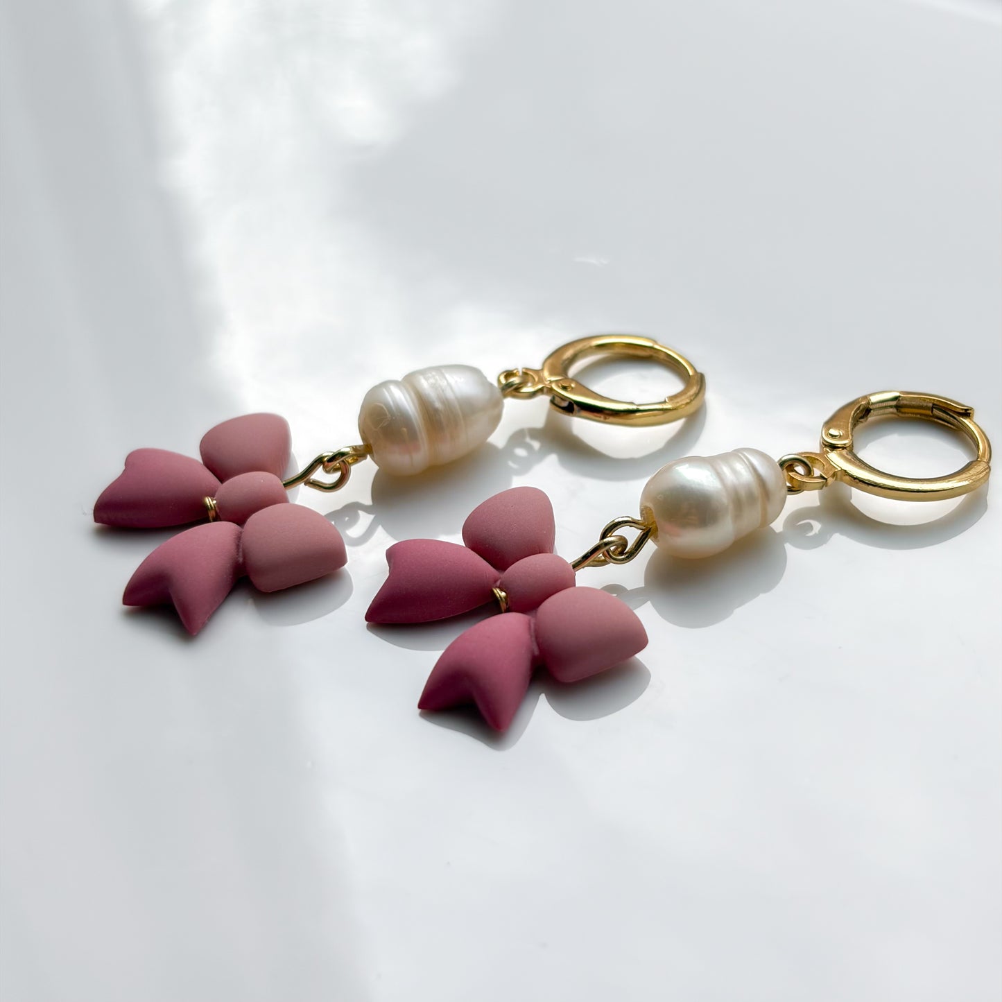 Bows • Pink Gradient + Pearl