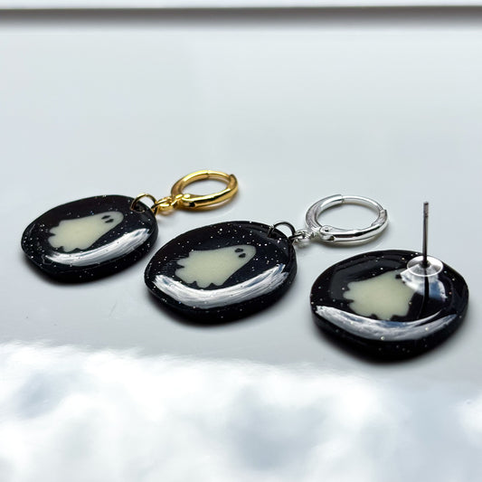 Ghosties • Organic Medallion