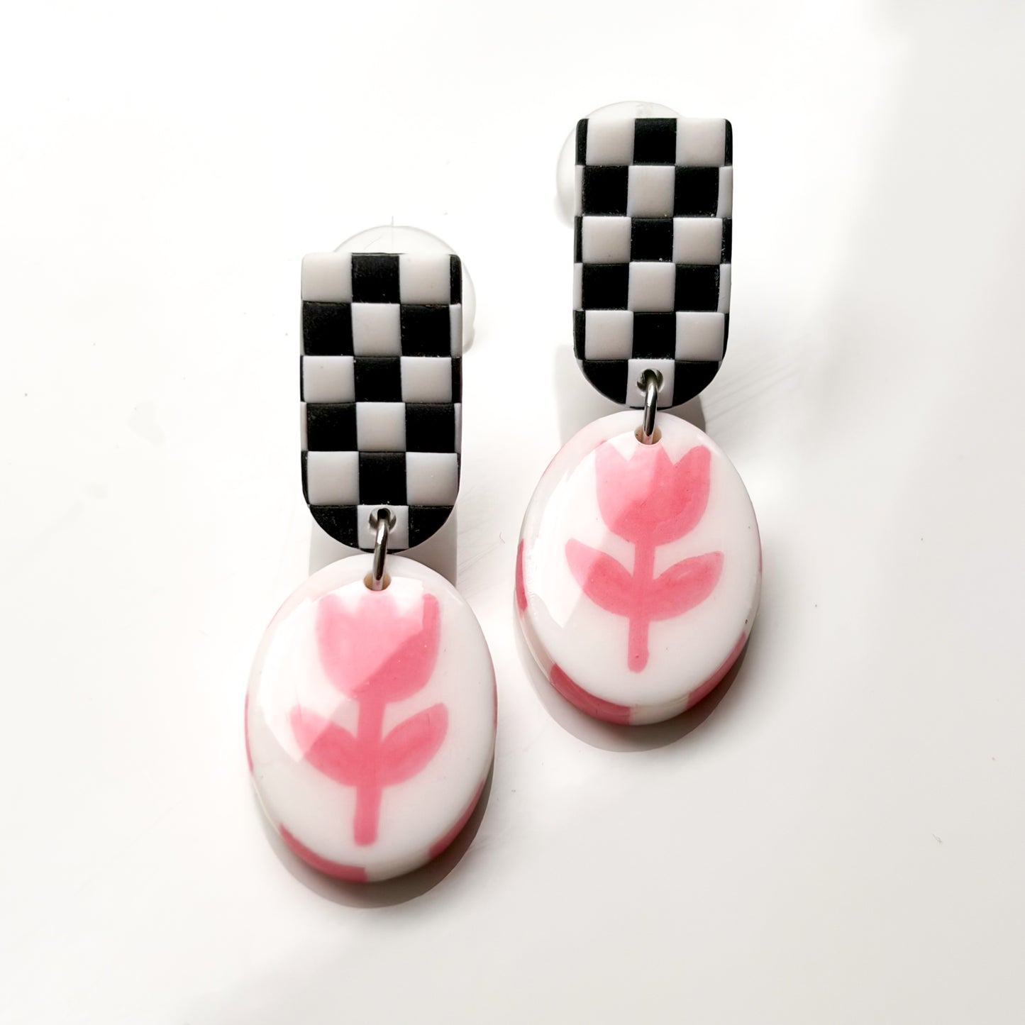 Tulips • Checkered Stud