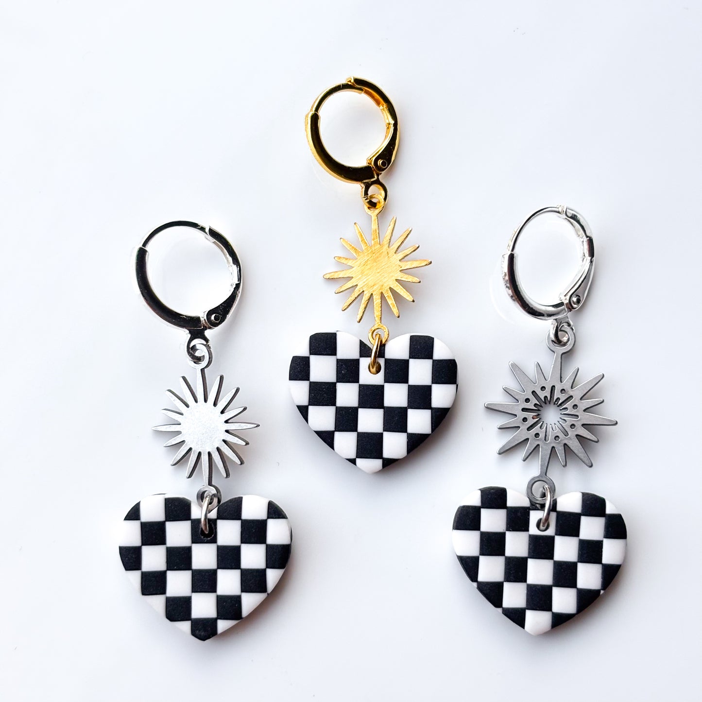 Bursting Hearts • Black & White Checks