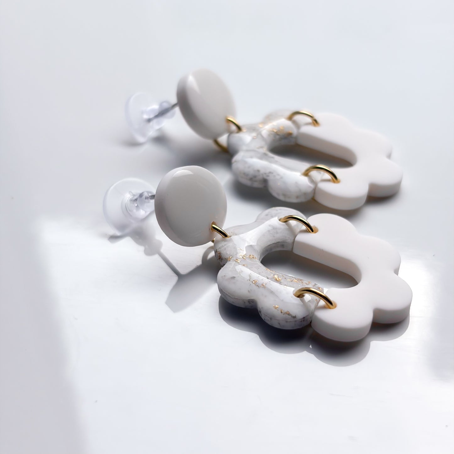 Alayna • White + Gold Marble