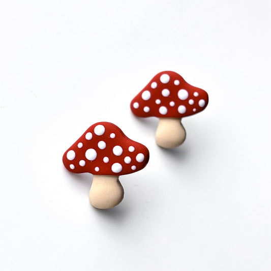 Retro Mushroom Studs • Red