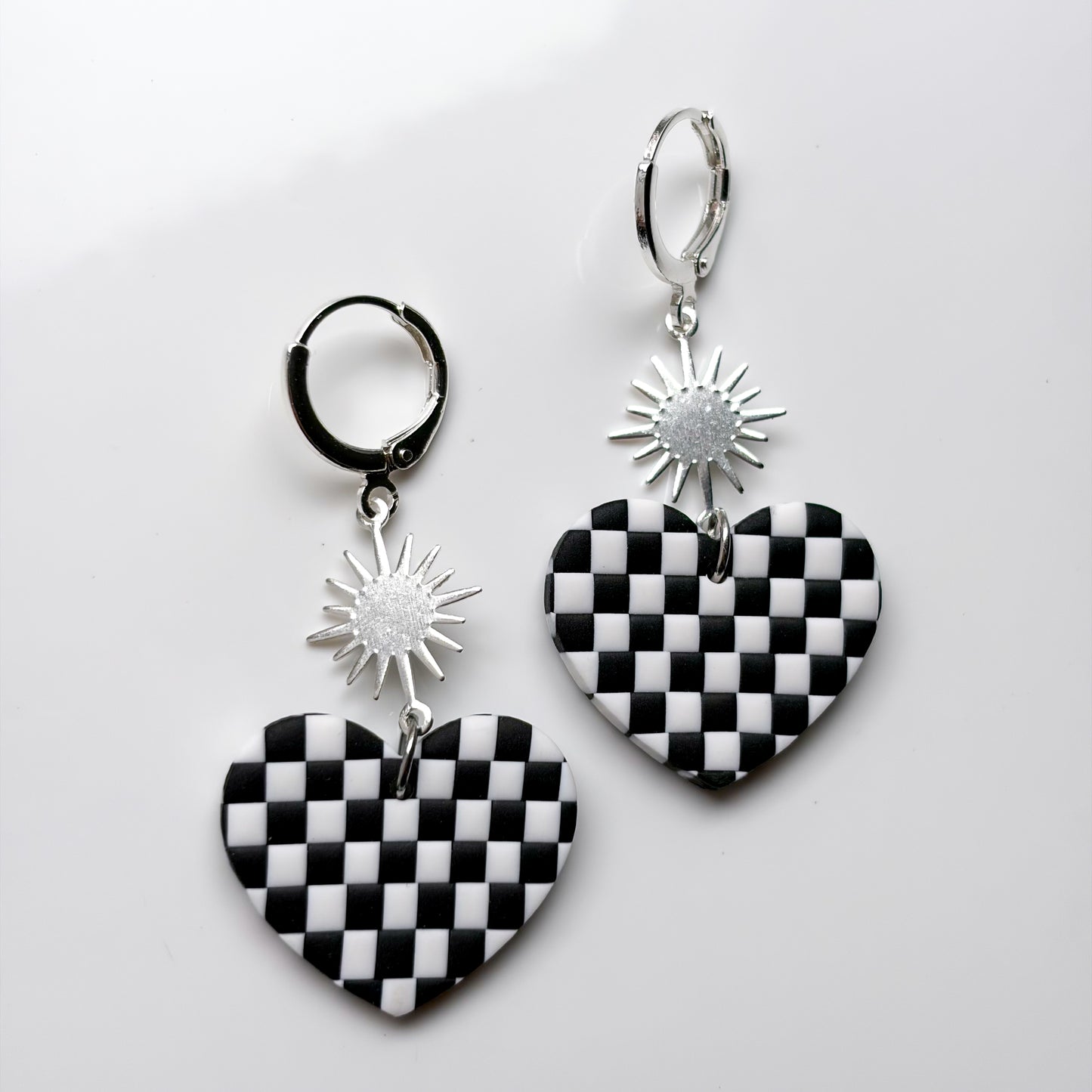 Bursting Hearts • Black + White Checks (lg)