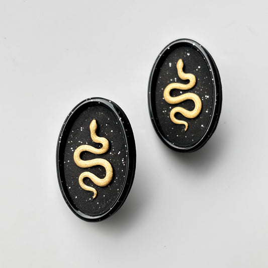 Snake Medallion • Oval • Stud