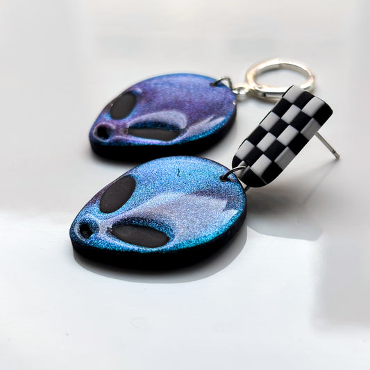 Aliens • Colour Shift • Teal + Purple / Blue