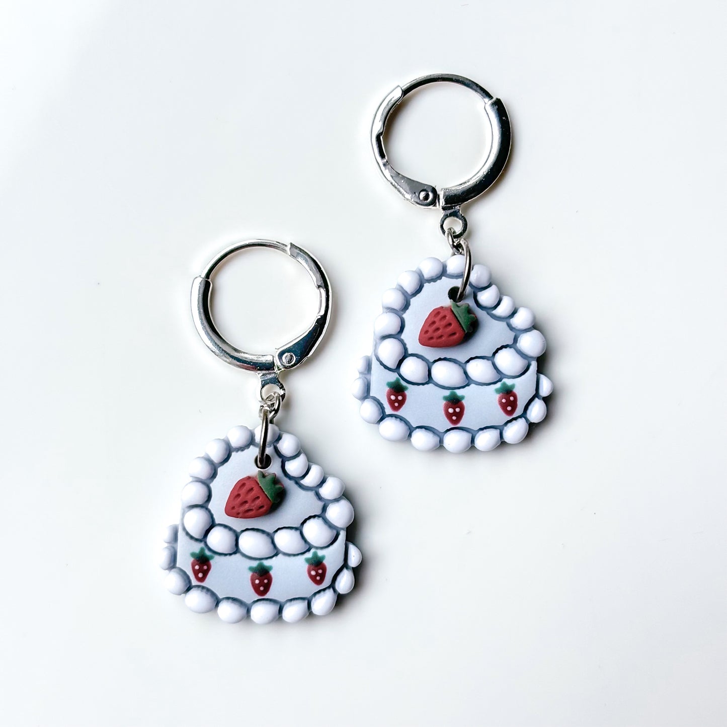Strawberry Cake • Dangles