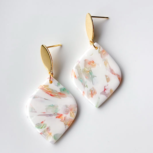 Meaghan • 90's Lolly