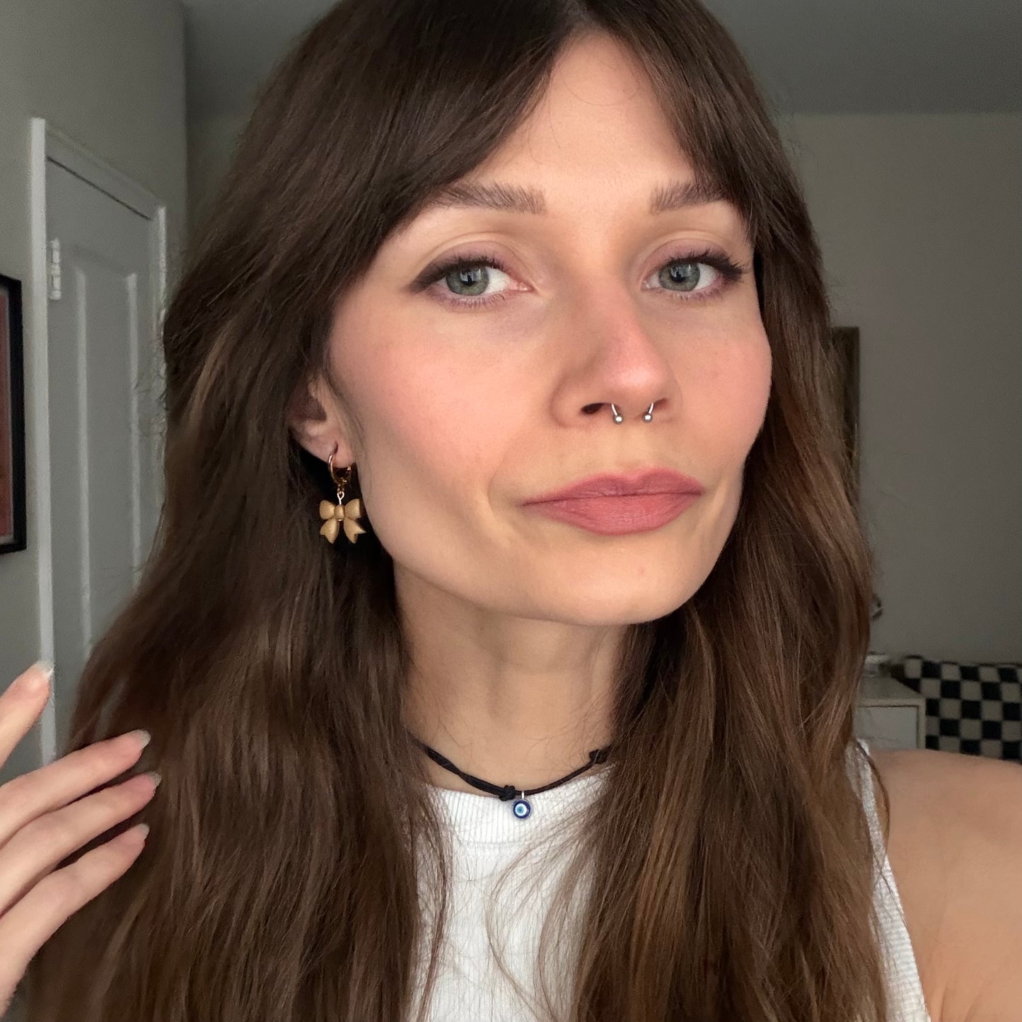 Bow Dangles • Gold