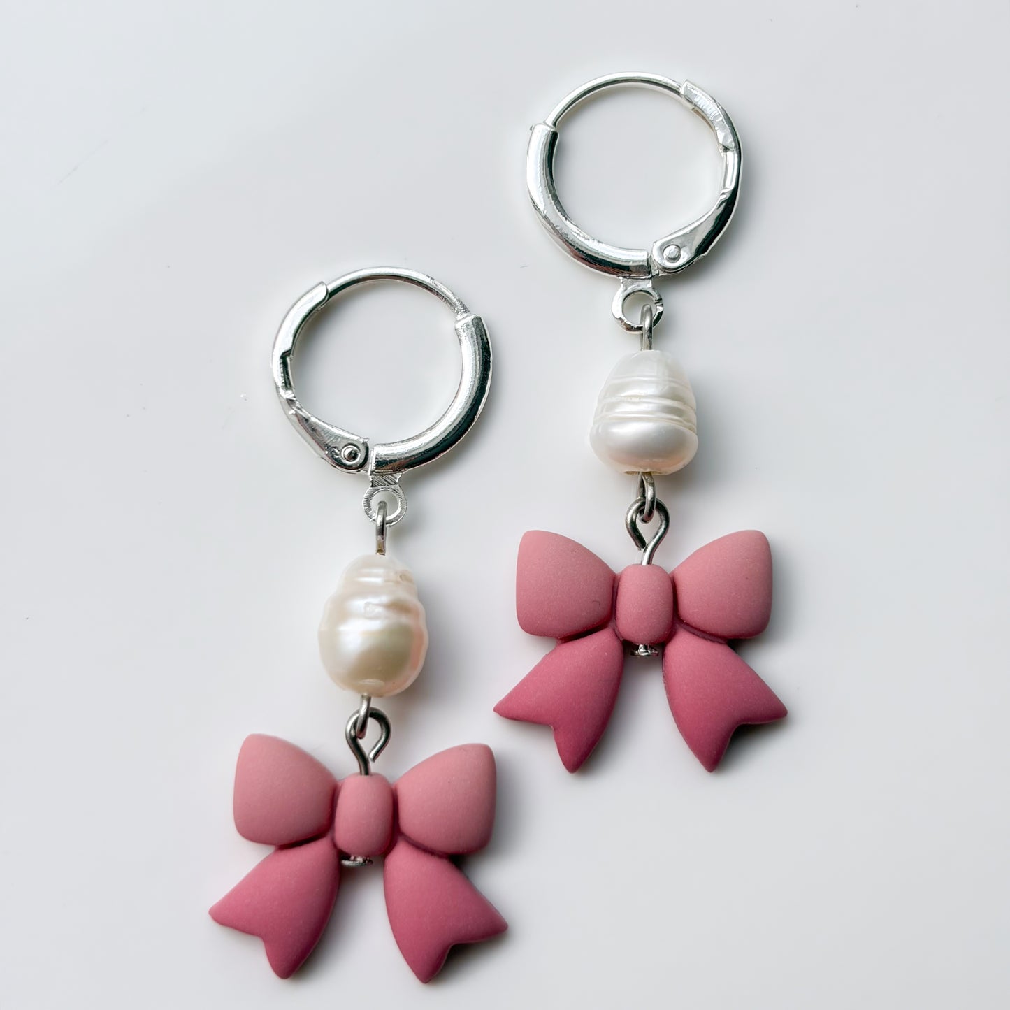 Bows • Pink Gradient + Pearl