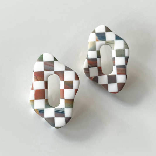 Izzy • Checkered Sunset