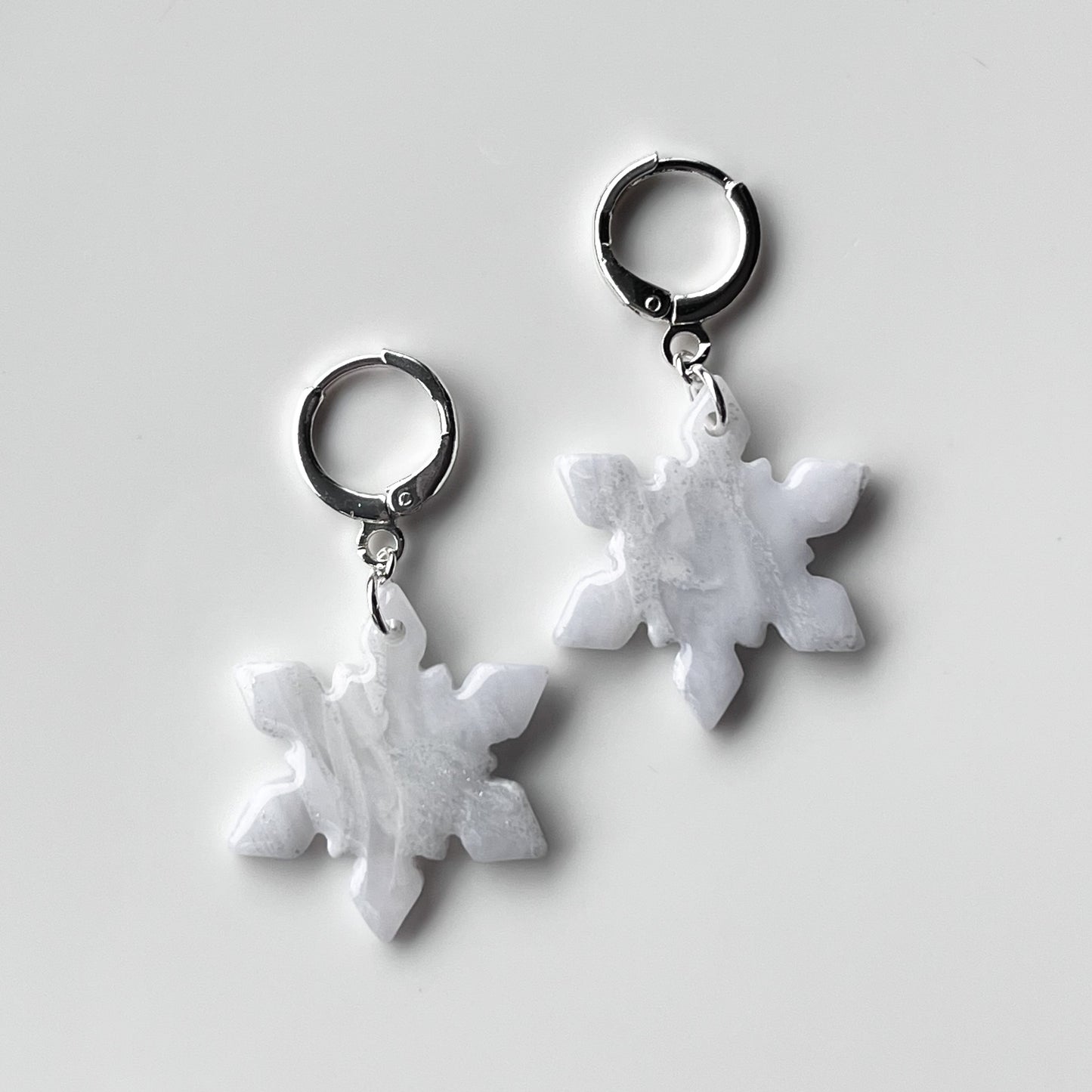 Snowflake • Silver + White Marble