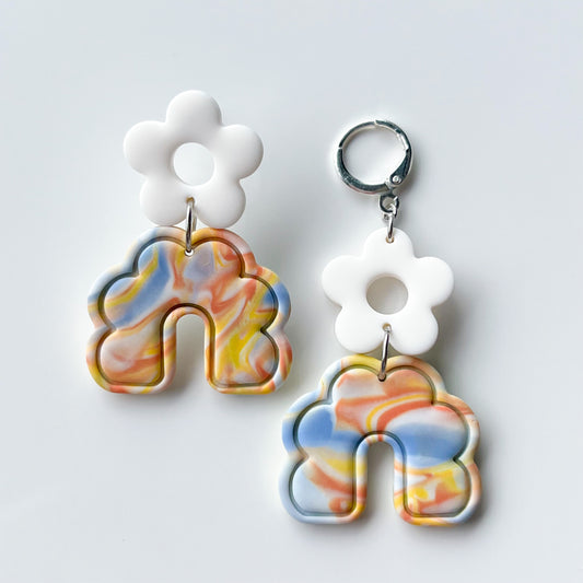 Scalloped Leo • Nebula