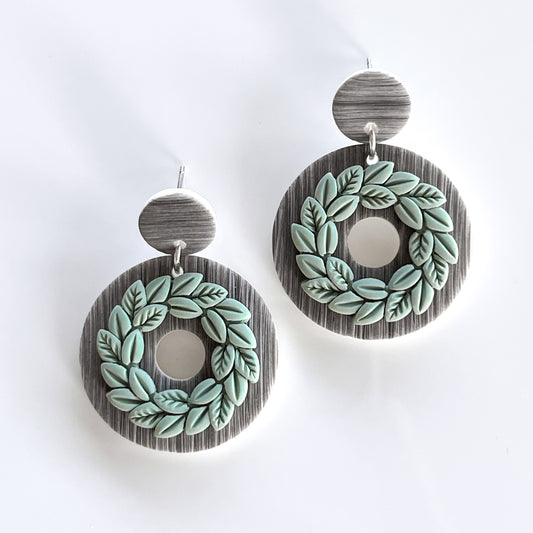 Natasha • Wood + Wreath